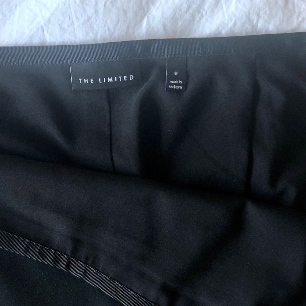 Black pencil skirt